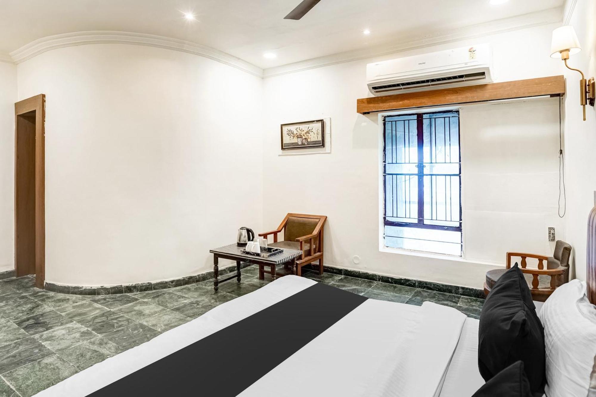 Hotel Super Collection O Ratan Lal Nagar Kanpur Esterno foto